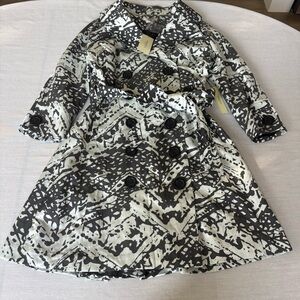 NWT Vertigo Paris Double Breasted Print Trench Coat M
